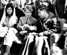 Cesar Chaves with Robert Kennedy at the end of his fast